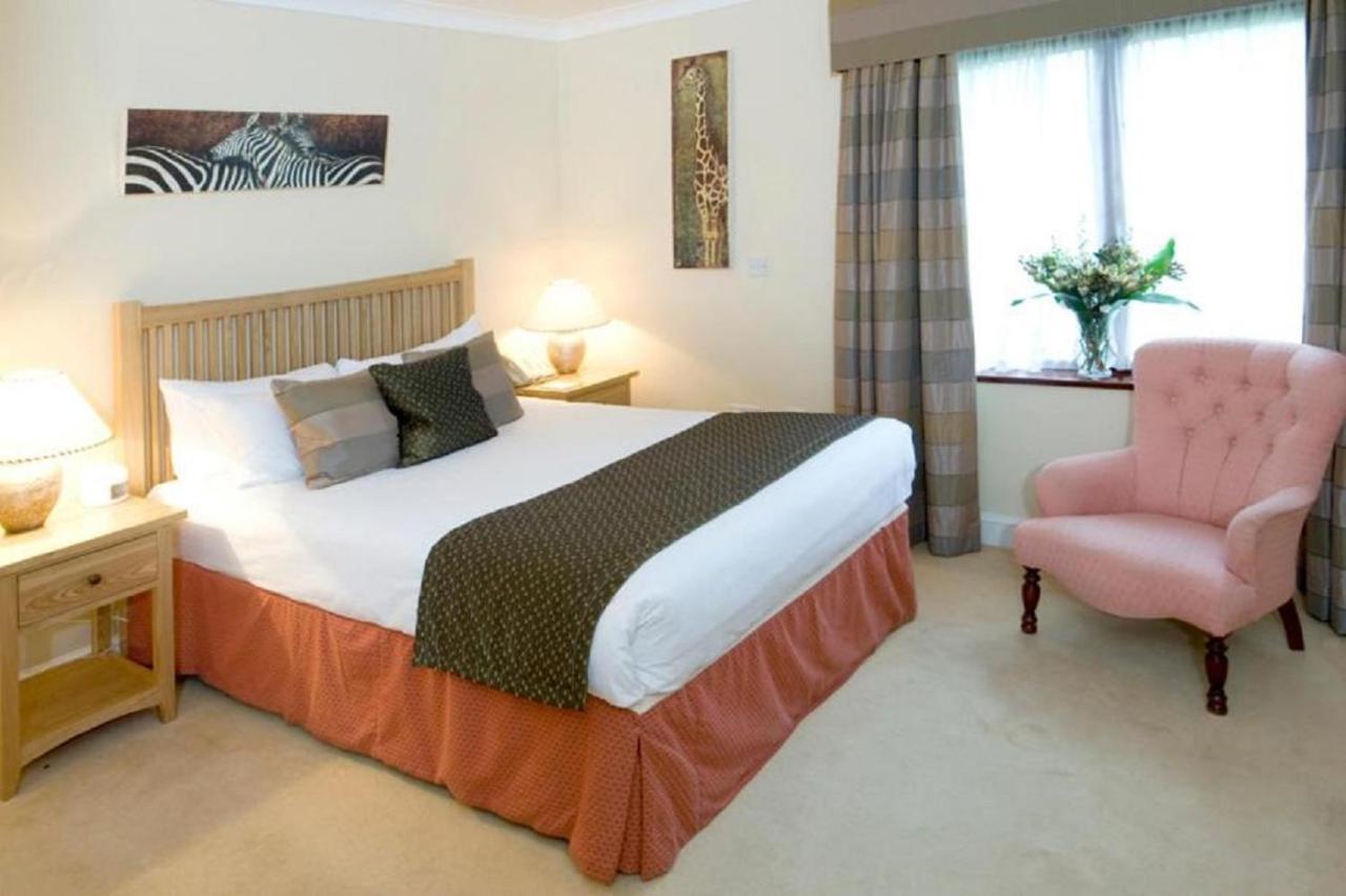 Ghyll Manor Country Hotel Horsham Exterior photo