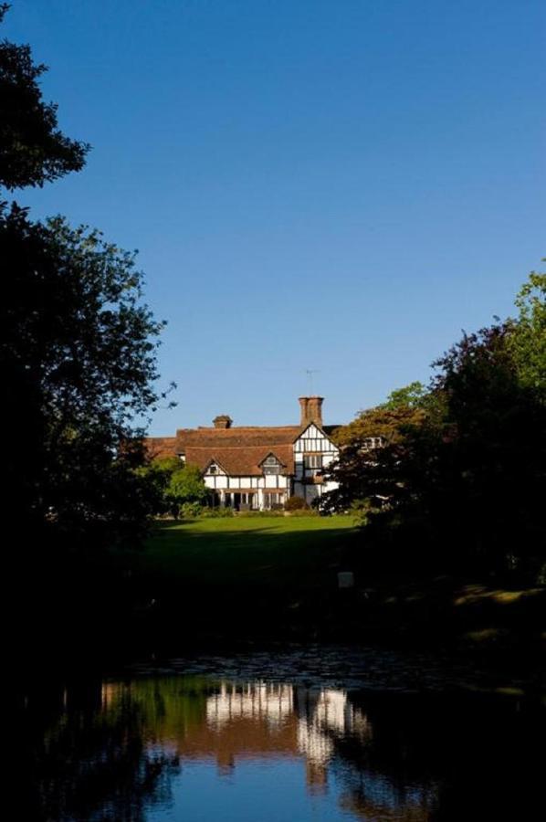 Ghyll Manor Country Hotel Horsham Exterior photo